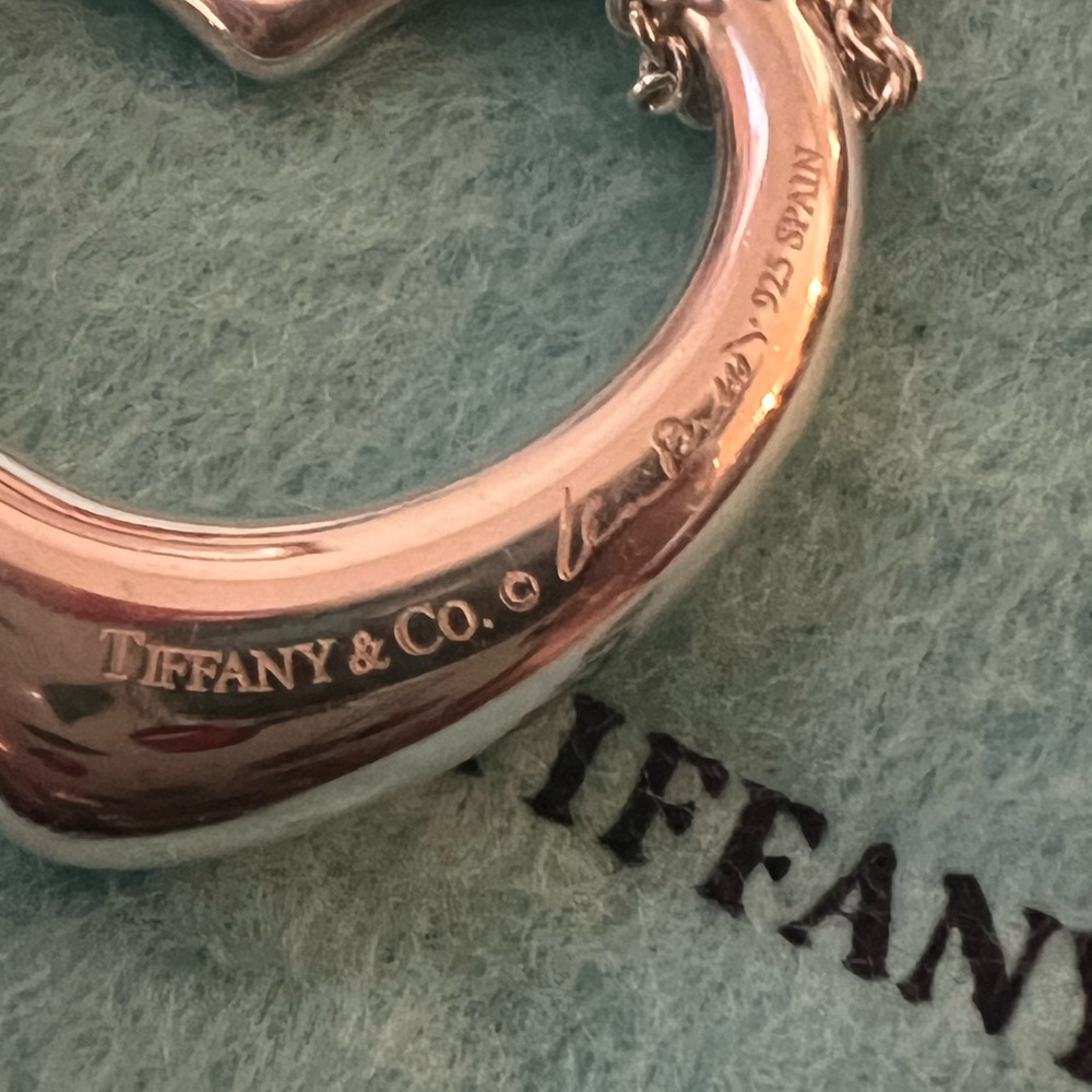 LOVELY ELSA PERETTI OPEN HEART PENDANT